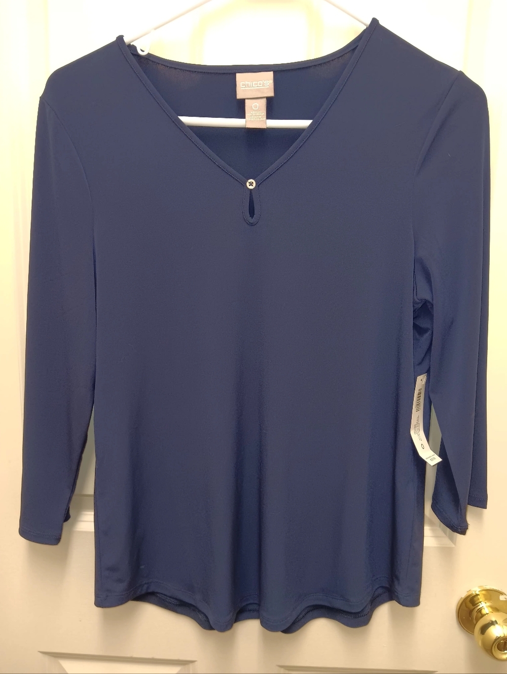 Chico's Navy V-Neck 3/4 Sleeve Women's Top with Keyhole NWT